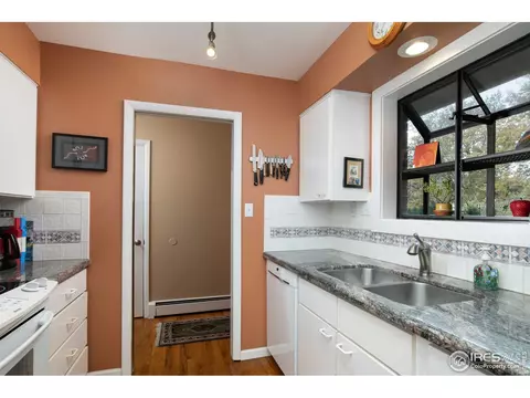 3525 Cloverleaf Dr, Boulder, CO 80304 photo 7