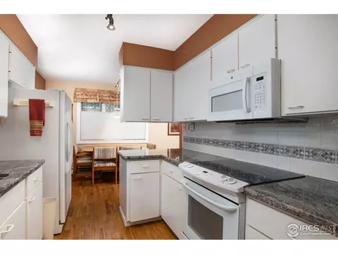3525 Cloverleaf Dr, Boulder, CO 80304 photo 5
