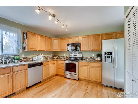 701 Pendleton Ave, Longmont, CO 80504 photo 11