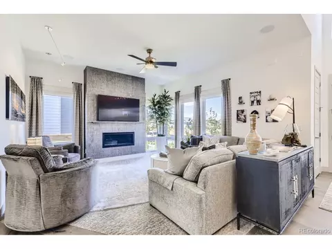 9754 E 60th Pl, Denver, CO 80238 photo 5