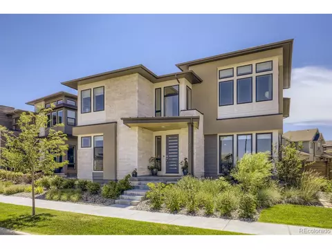 9754 E 60th Pl, Denver, CO 80238 photo 1