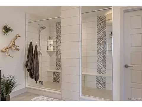 9754 E 60th Pl, Denver, CO 80238 photo 18