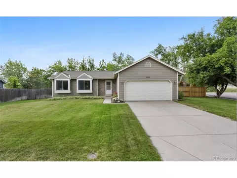 9098 W Chestnut Ave, Littleton, CO 80128