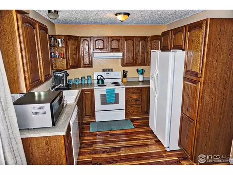 1600 38th St, Evans, CO 80620 photo 4
