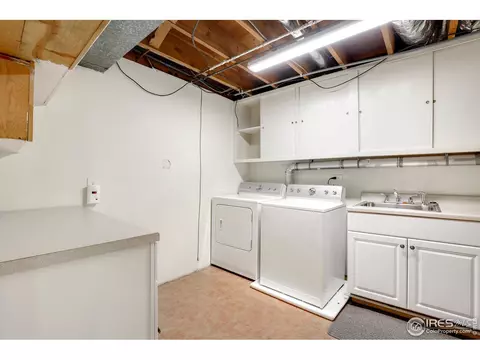 8492 E Lehigh Dr, Denver, CO 80237 photo 30
