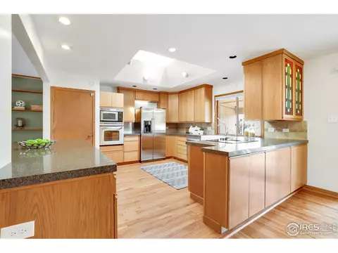 8492 E Lehigh Dr, Denver, CO 80237 photo 5