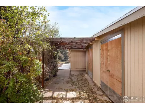 8492 E Lehigh Dr, Denver, CO 80237 photo 33