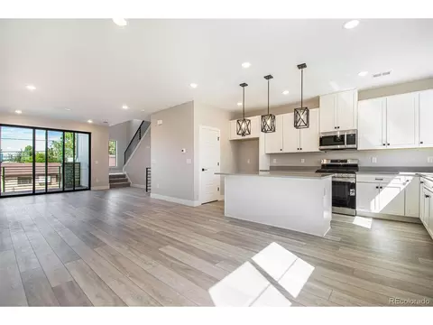 2044 S Holly St #4, Denver, CO 80222