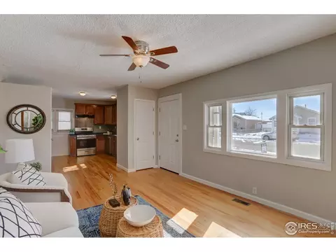209 7th St, Frederick, CO 80530 photo 5