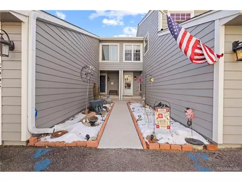 12552 E Cornell Cir, Aurora, CO 80014 photo 2