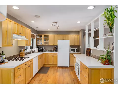 335 Martin Dr, Boulder, CO 80305 photo 13