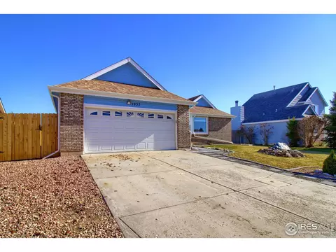 1033 Pinyon Dr, Windsor, CO 80550 photo 2