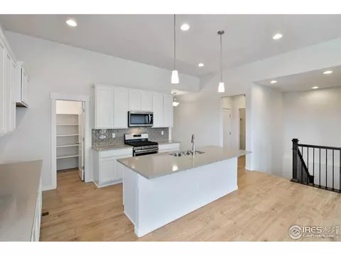 787 Lowrey Ln, Berthoud, CO 80513 photo 12