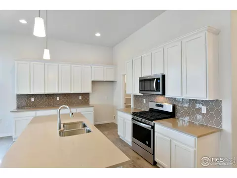 787 Lowrey Ln, Berthoud, CO 80513 photo 7