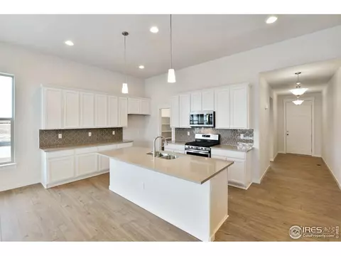 787 Lowrey Ln, Berthoud, CO 80513 photo 5