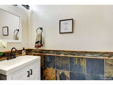 2485 E 101st Ct, Thornton, CO 80229 photo 13
