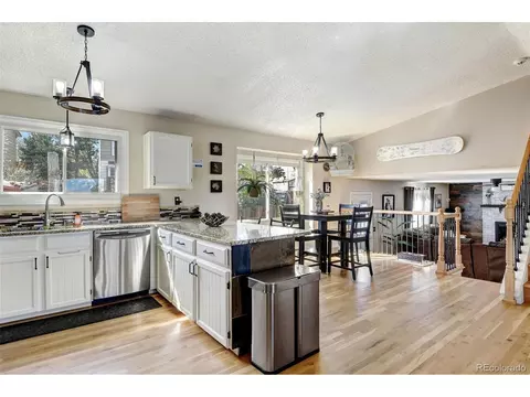 2485 E 101st Ct, Thornton, CO 80229 photo 5