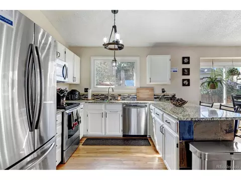2485 E 101st Ct, Thornton, CO 80229 photo 4