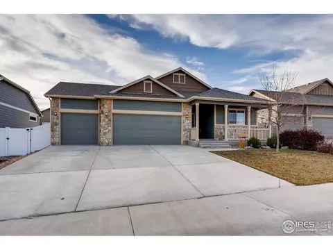 312 Juniper St, Johnstown, CO 80534 photo 2
