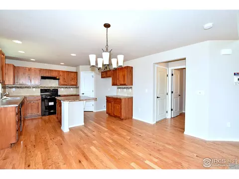 1531 Wavecrest Dr, Windsor, CO 80550 photo 8