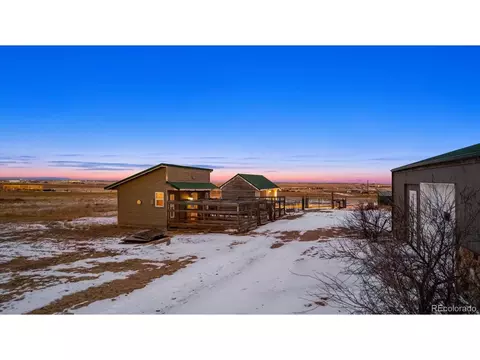 515 S County Road 121, Bennett, CO 80102 photo 39