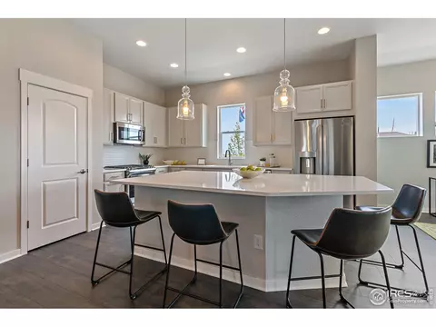 21611 E 60th Ave, Aurora, CO 80019 photo 8
