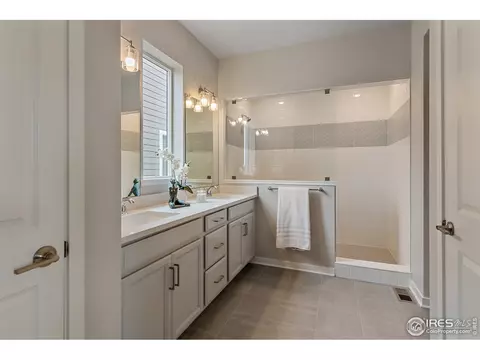 21611 E 60th Ave, Aurora, CO 80019 photo 23
