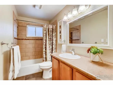 1947 E 115th Pl, Northglenn, CO 80233 photo 14