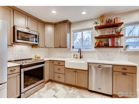 1947 E 115th Pl, Northglenn, CO 80233 photo 5