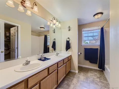 Undisclosed, Aurora, CO 80018 photo 10