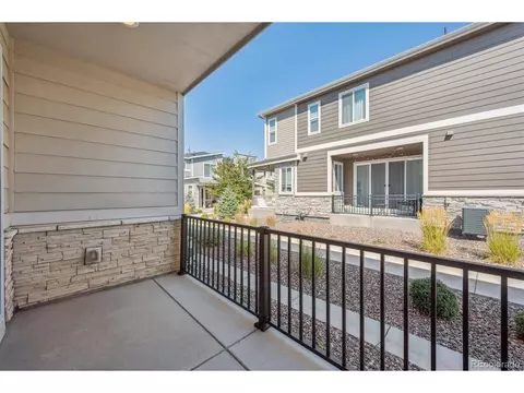 Exterior - 23627 E 5th Pl, Aurora, CO 80018 photo 3 of 4