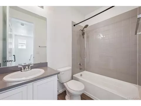 Bath - 23627 E 5th Pl, Aurora, CO 80018 photo 3 of 3