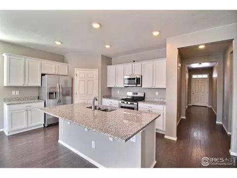 923 Charlton Dr, Windsor, CO 80550 photo 7