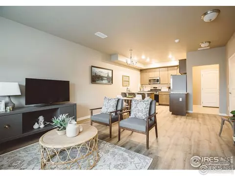863 Winding Brook Dr, Berthoud, CO 80513 photo 3