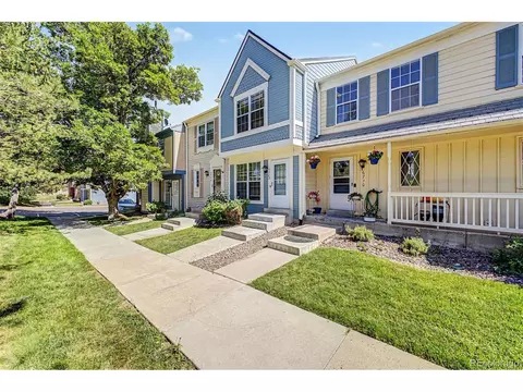 6708 S Holland Way, Littleton, CO 80128