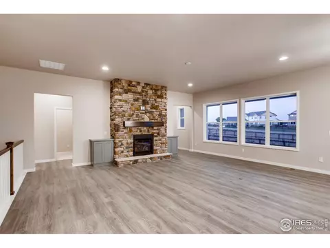 958 Pitch Fork Dr, Windsor, CO 80550 photo 2