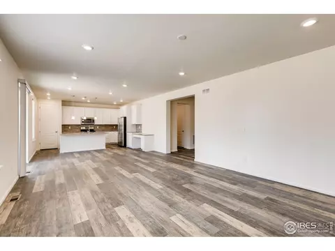 12885 Clearview St, Longmont, CO 80504 photo 6