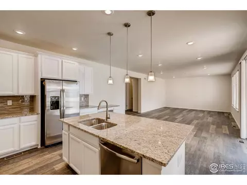 12885 Clearview St, Longmont, CO 80504 photo 9