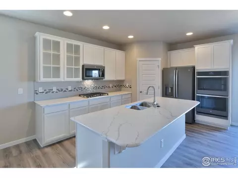 857 Sunlight Peak Dr, Windsor, CO 80550 photo 3