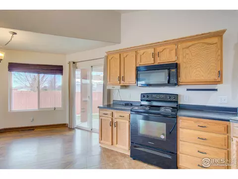 609 Kenosha Ct, Windsor, CO 80550 photo 9