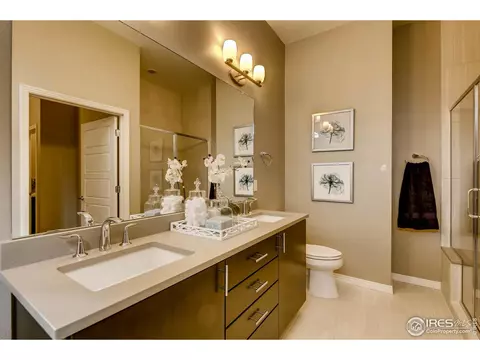 11128 E 25th Dr, Aurora, CO 80010 photo 14