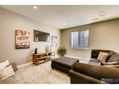 11128 E 25th Dr, Aurora, CO 80010 photo 24
