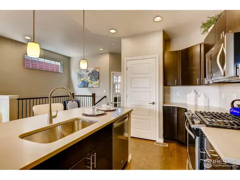 11128 E 25th Dr, Aurora, CO 80010 photo 9