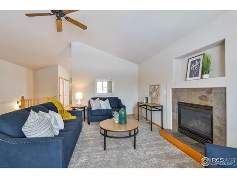 560 Mount Massive St, Berthoud, CO 80513 photo 5