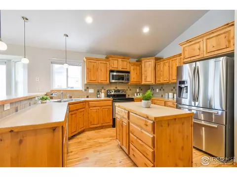 560 Mount Massive St, Berthoud, CO 80513 photo 10