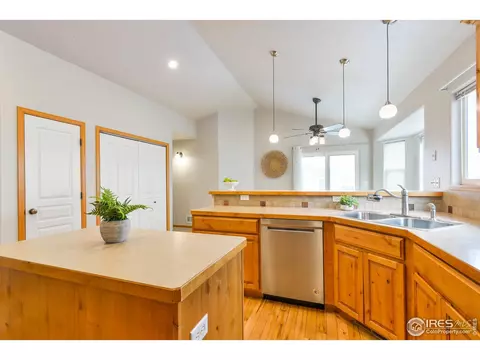 560 Mount Massive St, Berthoud, CO 80513 photo 11