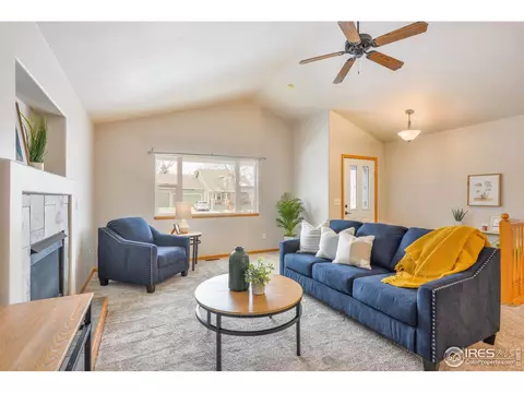 560 Mount Massive St, Berthoud, CO 80513 photo 7