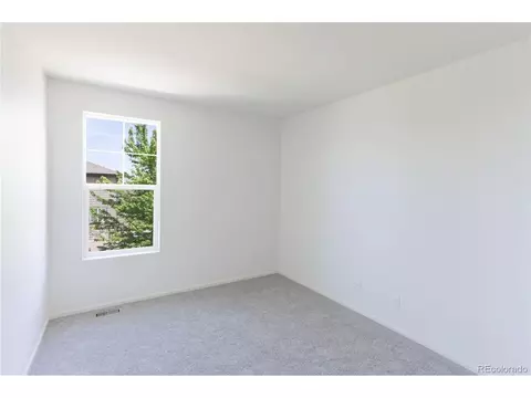 Bedroom - 19161 E Pacific Pl, Aurora, CO 80013 photo 1 of 10