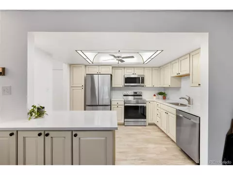 14300 E Marina Dr #222-306, Aurora, CO 80014