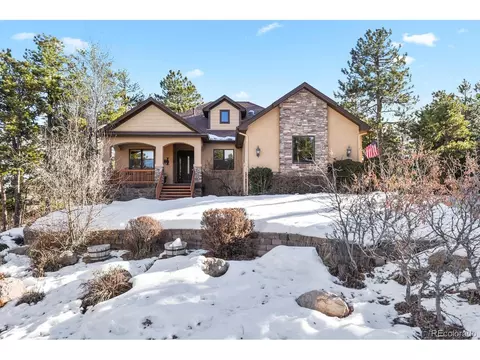 7423 Cameron Dr, Larkspur, CO 80118